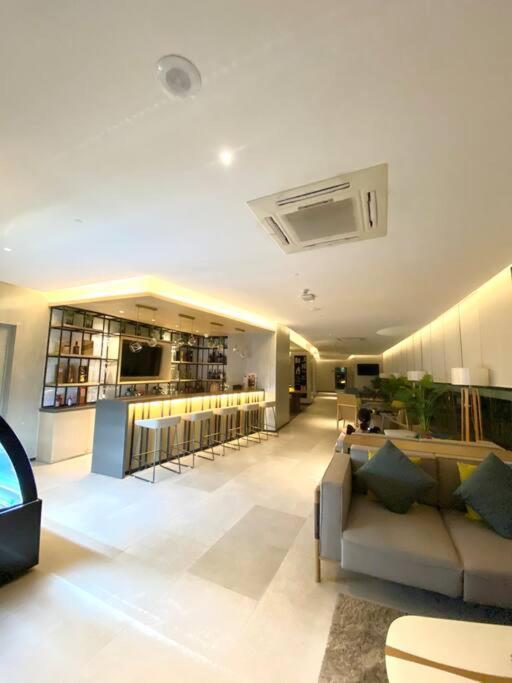 Condotel Aeon Towers Davao 20Mbps Wifi ภายนอก รูปภาพ